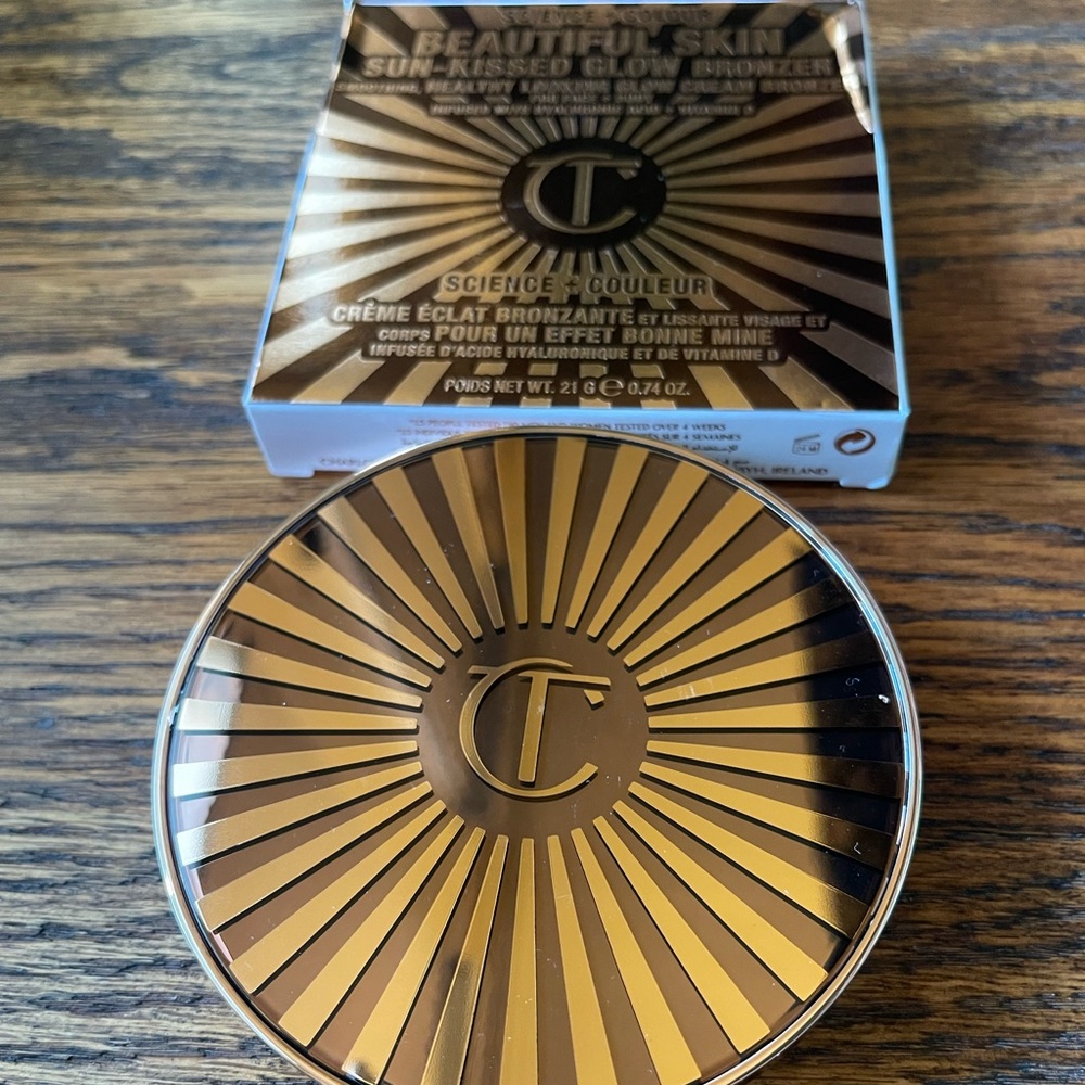 Charlotte Tilbury Medium Sun-Kissed Glow Bronzer
